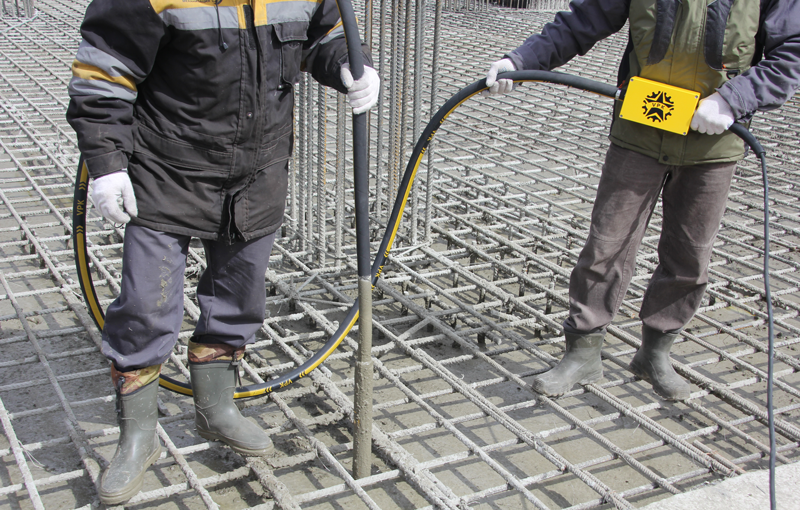 Фото Глубинного Вибратора