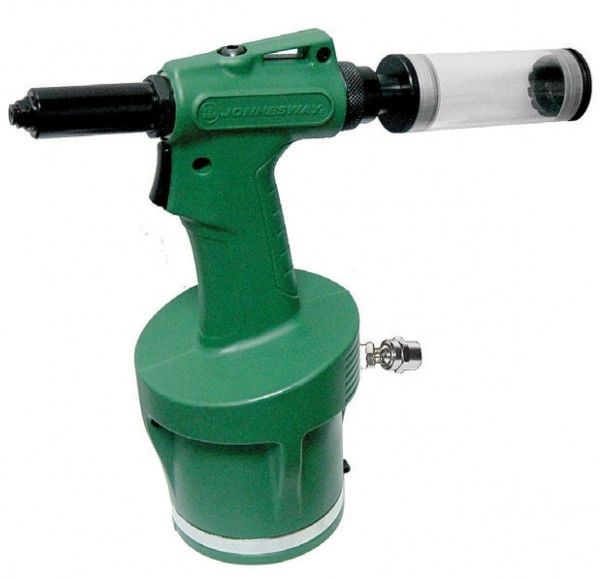 Заклепочник Jonnesway JAT-0919V цена 29 730 ₽ за шт Заклепочник Jonnesway JAT-0919V стоимость 29 730 ₽