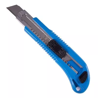 Нож со сменными лезвиями, 18 мм KING TONY 7978-07 : в описании характеристика и цена Цена по акции на нож со сменными лезвиями, 18 мм king tony 7978-07 в магазине Инструмент-24