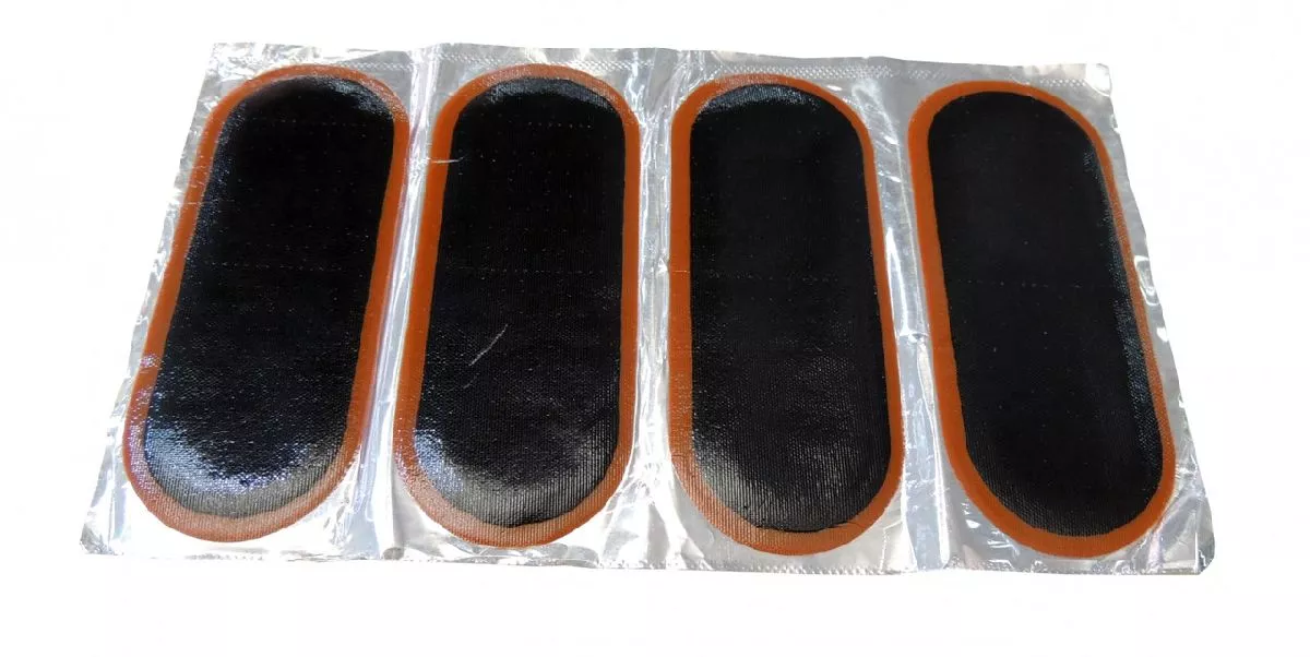 CLIPPER набор заплат P1115-2 камерные на фольге 48*115мм (овал) (12шт.) CLIPPER набор заплат P1115-2 камерные на фольге 48*115мм (овал) (12шт.)