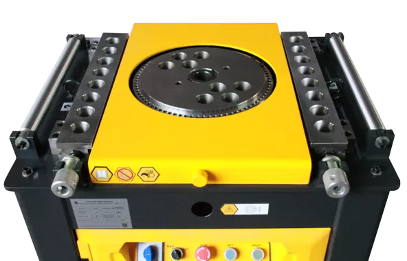 смотрите фото г-42 р станок для гибки арматуры с планетарным редуктором (a i-42мм, a iii-36 мм, 3 квт, 420 кг)