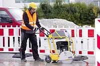 Смотрите фото в об оборудование wacker neuson для разрушения бетона и асфальта