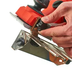 Акции и распродажа электрорубанок milwaukee m18bp-402c