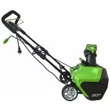 Электрический снегоуборщик Greennworks 1800 W; цена 16&nbsp;677 &#8381;