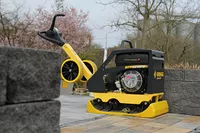 Уникальное решение BOMAG для устройства мощеных покрытий