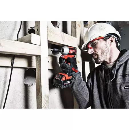 Детальное изображение : винтоверт milwaukee m18 cblid-402c