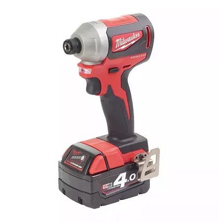 Акции и распродажа винтоверт milwaukee m18 cblid-402c