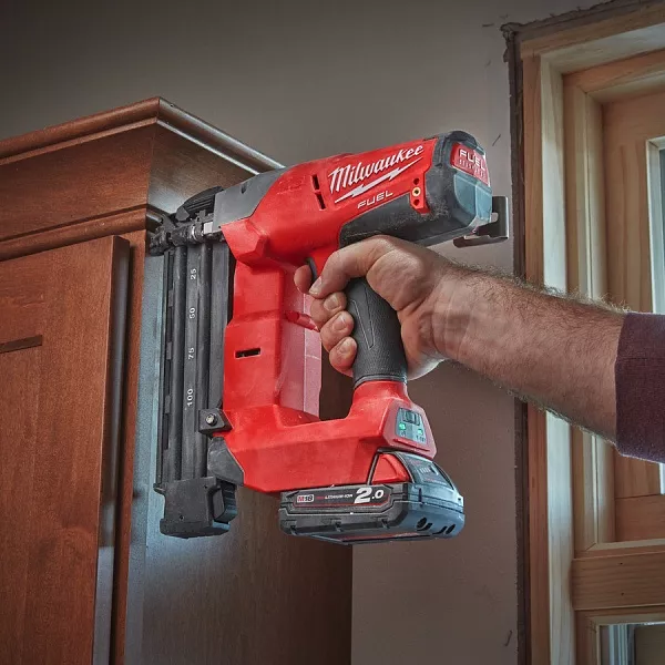 Детальное изображение : гвоздезабивной пистолет milwaukee m18 cn18gs -0x