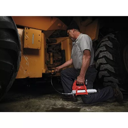 Акции и распродажа шприц milwaukee m12gg-401b