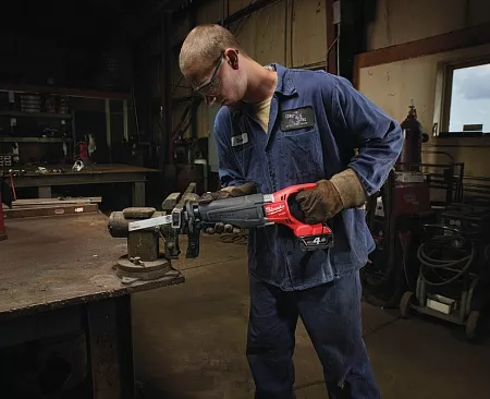 Акции и распродажа milwaukee m18csx-502x fuel пила