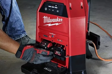 Акции и распродажа фонарь milwaukee one-key m18 onesldp-0
