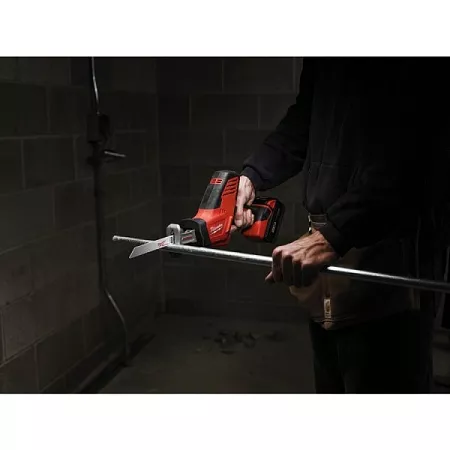 Акции и распродажа milwaukee c18 hz-402в сабельная пила