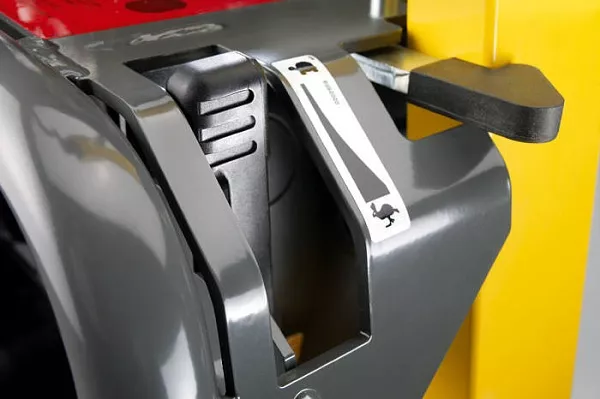 Виброплита дизельная Wacker Neuson DPU 3070H с реверсом 429&nbsp;975 &#8381;