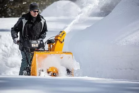 Бензиновый снегоуборщик Cub Cadet 530 HD SWE; цена 203&nbsp;153 &#8381;