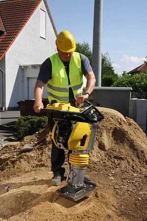 Акции и скидки в магазине вибротрамбовка bomag bt 65