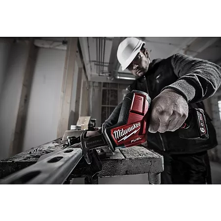 Акции и распродажа сабельная пила milwaukee m12 chz- 402c