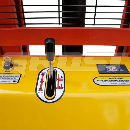 Акции в Инструмент-24 на штабелер с электроподъемом grost hed 15/20