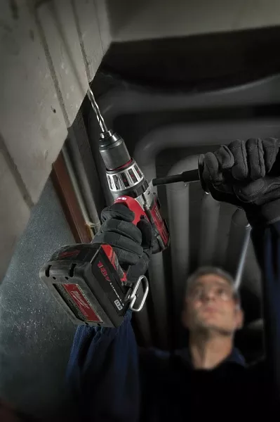Детальное изображение : milwaukee hd28pd-502х дрель шуруповерт