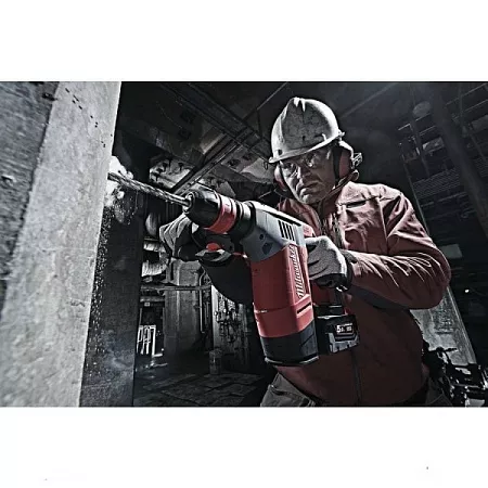 Перфоратор Milwaukee M28 CHPX-502X FUEL акция