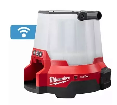 Акции и распродажа фонарь milwaukee m18 oneslsp-0 one-key