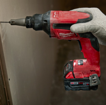 Акции и распродажа шуруповерт milwaukee m18 fsgc-202xfuel