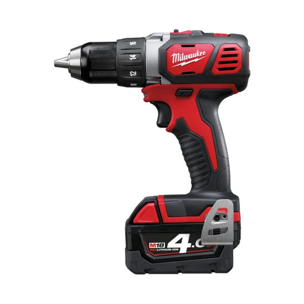 Дрель шуруповерт Milwaukee M18 BDD-402 C