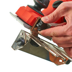Акции и распродажа электрорубанок milwaukee m18bp-402c