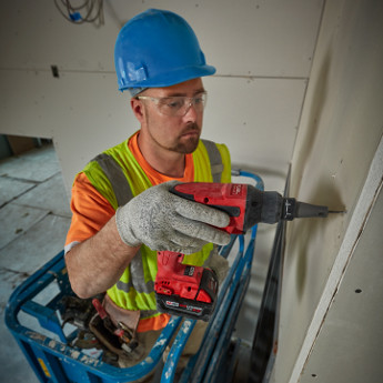 Акции и распродажа шуруповерт milwaukee m18 fsgc-202xfuel