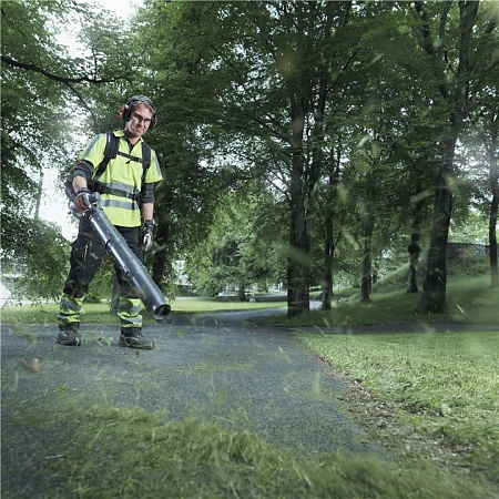 Husqvarna 580BTs Ранцевый воздуходув; цена 112&nbsp;467 &#8381;