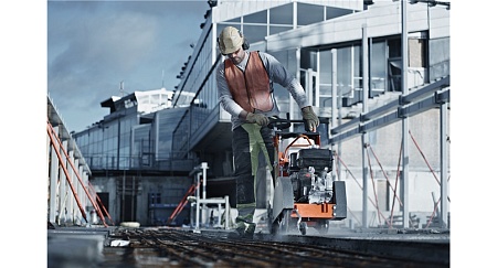 Швонарезчик Husqvarna FS 400 LV новое в магазине tool-24.ru