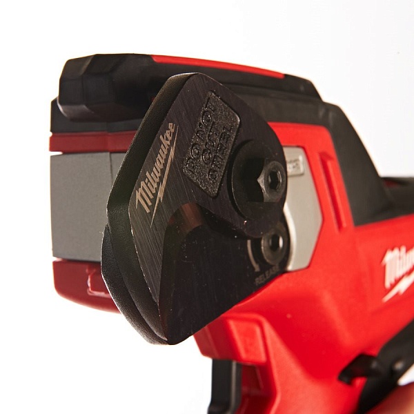 Детальное изображение : кабелерез milwaukee m12 cc-21c