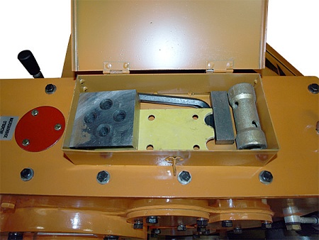 Резчик арматуры GROST RC-40М01 смотрите анонс презентация