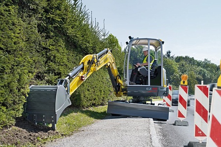 Акции и скидки в магазине гусеничный экскаватор wacker neuson ez38