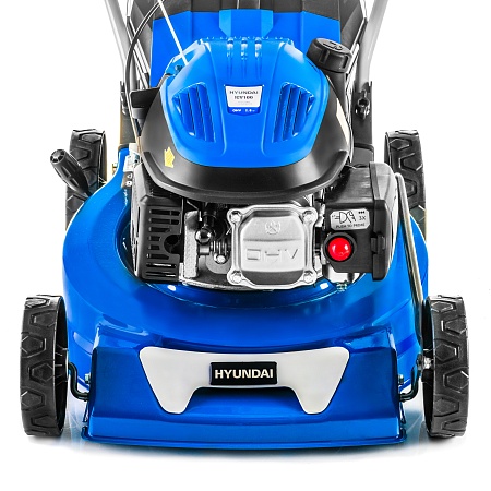 Бензиновая газонокосилка Hyundai L 4220; цена 22&nbsp;990 &#8381;