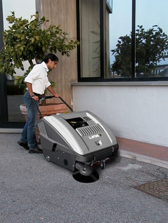 Lavor PRO Подметальная машина SWL 700 ST; цена 499&nbsp;990 &#8381;