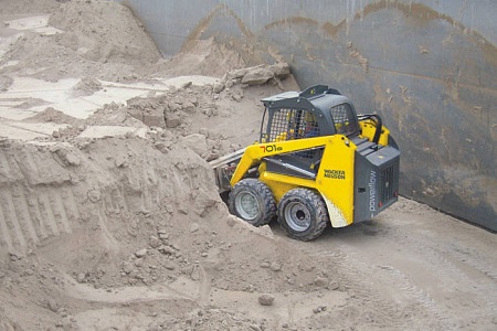 Акции и скидки в магазине погрузчик wacker neuson 701s с бортовым поворотом