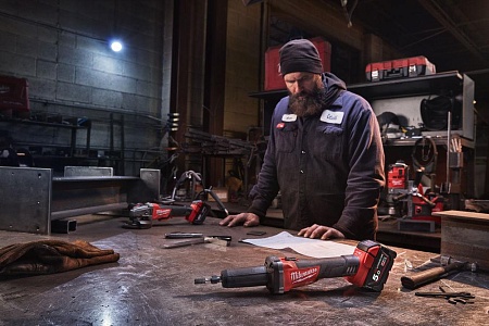 Акции и распродажа прямошлифмашина milwaukee m18 fdg-502x fuel