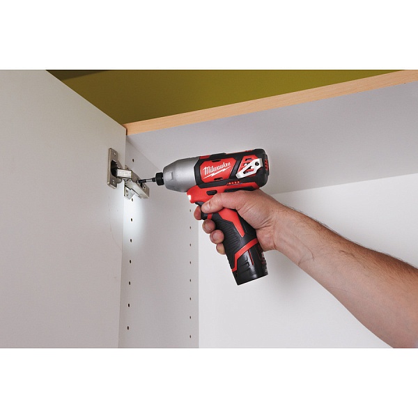 Детальное изображение : milwaukee m12 bid-0 винтоверт импульсный