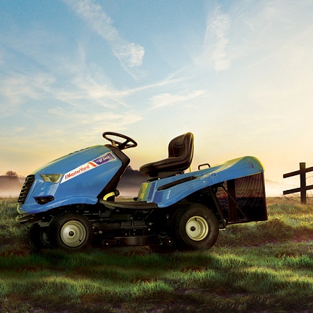 MasterYard ST 2442W 24 л.с. Газонокосильная машина; цена 
