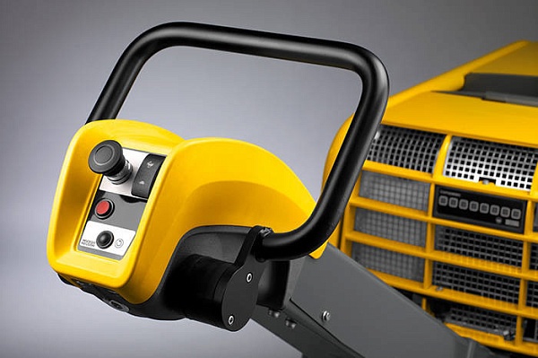 Виброплита дизельная Wacker Neuson DPU 110 с реверсом 853&nbsp;083 &#8381;