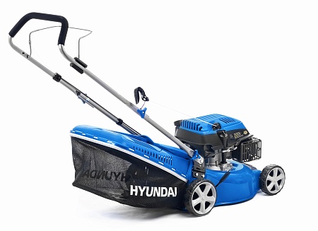 Бензиновая газонокосилка HYUNDAI L 4310; цена 30&nbsp;690 &#8381;