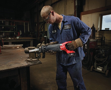 Акции и распродажа milwaukee m18csx-502x fuel пила