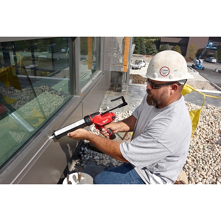 Акции и распродажа клеевой пистолет milwaukee m12pcg/310c-0в