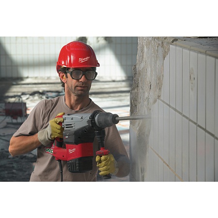 Перфоратор Milwaukee Kango 750S SDS -MAX акция