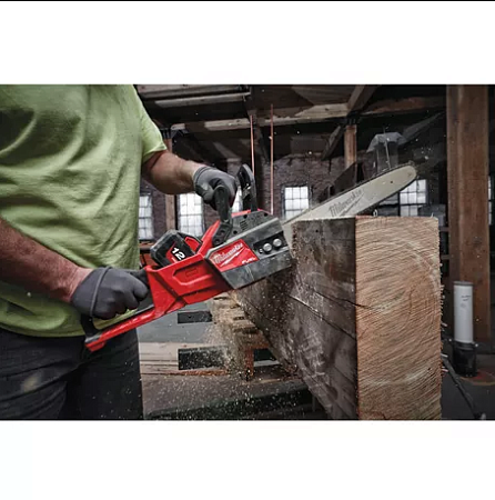 Цепная пила Milwaukee M18 FCHS-121; цена 91&nbsp;290 &#8381;