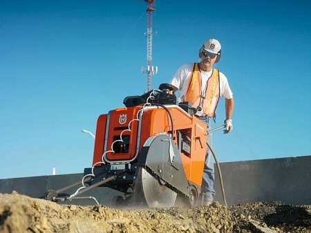 Швонарезчик Husqvarna FS4800D новое в магазине tool-24.ru