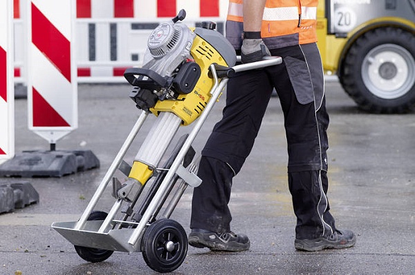 Бензиновый отбойный молоток Wacker Neuson BH 55 335&nbsp;679 &#8381;