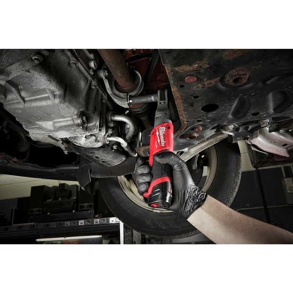 Подробнее фото описание - гайковерт milwaukee m12 fuel fir 38-201b 3/8&quot;