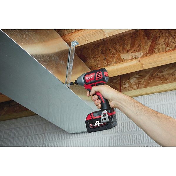 Детальное изображение : milwaukee m18 bid-402 c винтоверт