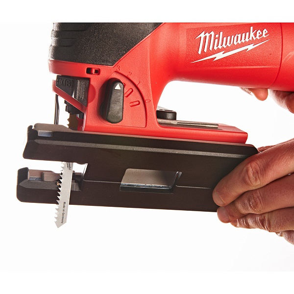 Детальное изображение : milwaukee js 120 лобзик
